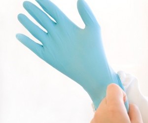 Nitrile Disposable Gloves